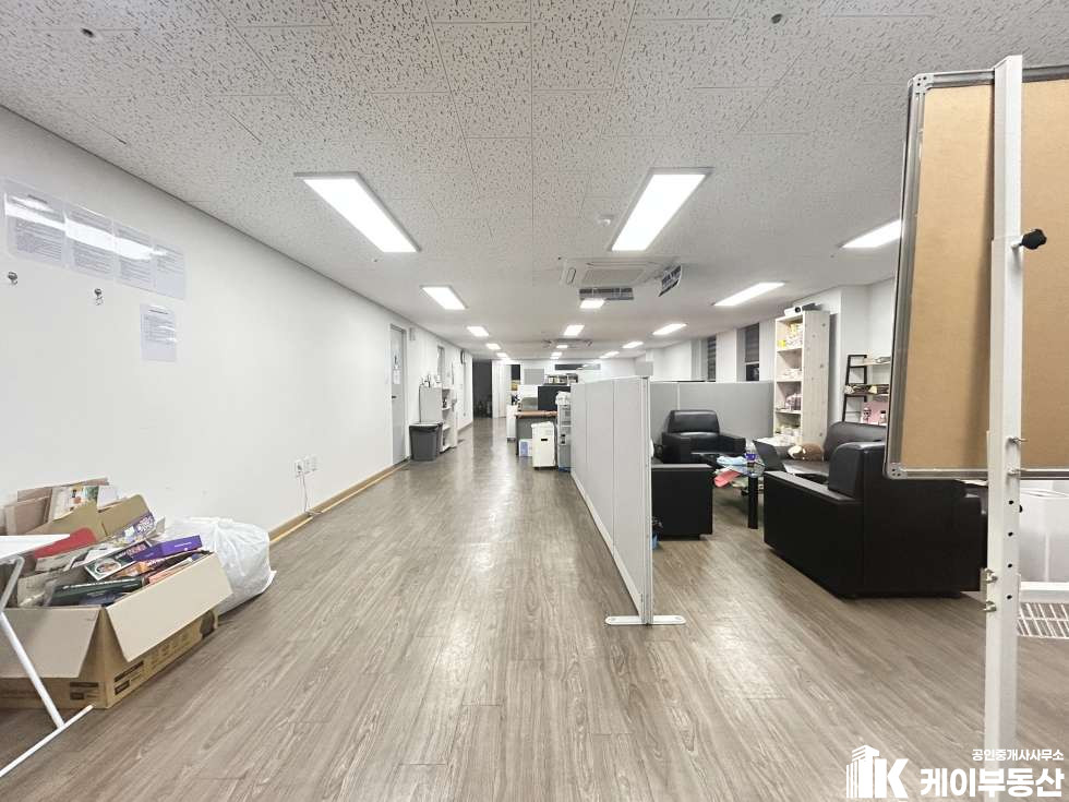 서울 영등포구 당산동2가 161-19 지주빌딩 (당산동2가161-19) / 4층 / 50평 월세 매물번호 11448 사진 1