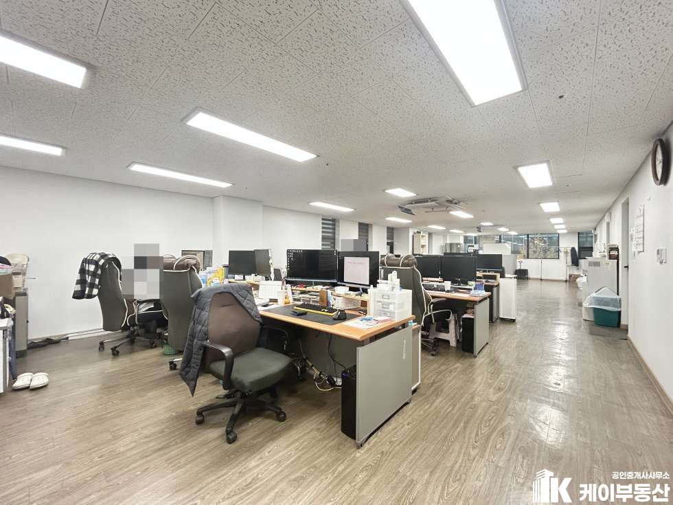 서울 영등포구 당산동2가 161-19 지주빌딩 (당산동2가161-19) / 4층 / 50평 월세 매물번호 11448 사진 10