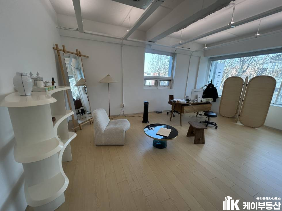 서울 용산구 한남동 737-4 금호빌딩 (한남동 737-4) / 3층 / 60평 월세 매물번호 11717 사진 6
