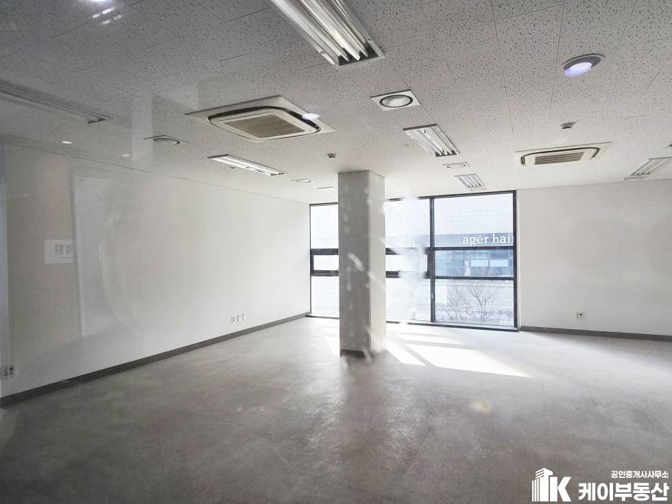 서울 영등포구 영등포동7가 203 판매시설13동 아크로타워스퀘어 (영등포동7가 203) / 2층 / 20평 월세 매물번호 11764 사진 5