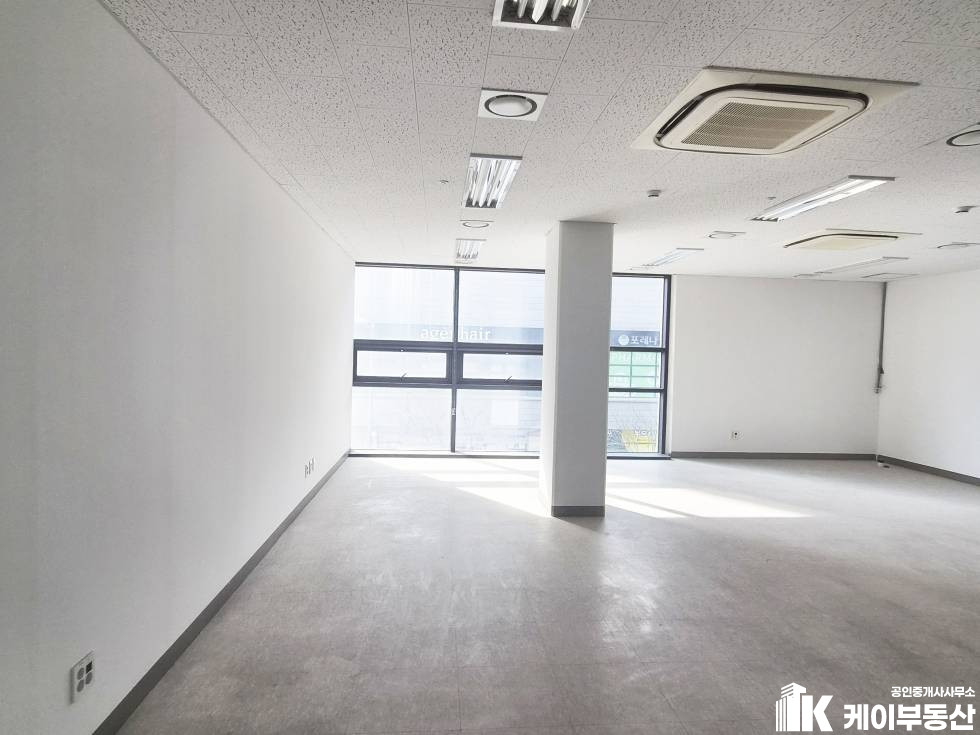 서울 영등포구 영등포동7가 203 판매시설13동 아크로타워스퀘어 (영등포동7가 203) / 2층 / 20평 월세 매물번호 11764 사진 7