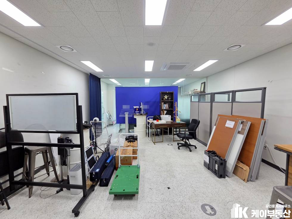 서울 영등포구 당산동1가 459 당산생각공장 / 14층 / 16평 월세 매물번호 11765 사진 1