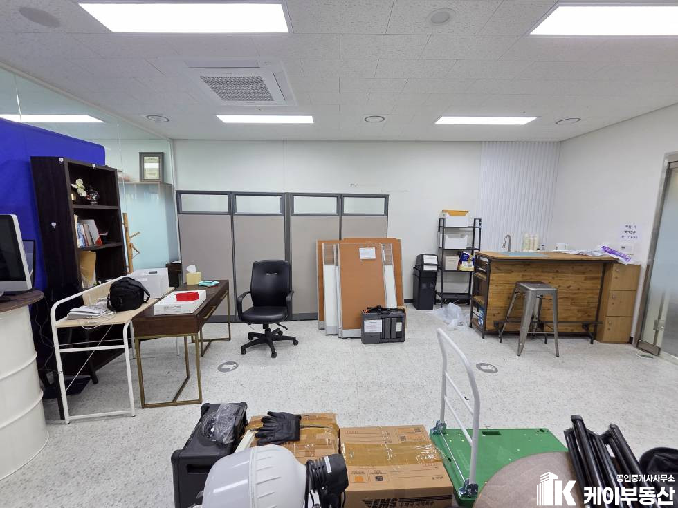 서울 영등포구 당산동1가 459 당산생각공장 / 14층 / 16평 월세 매물번호 11765 사진 6