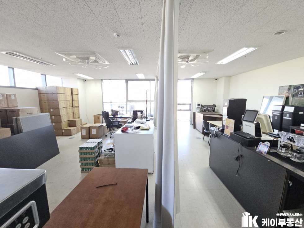 서울 영등포구 문래동6가 19 문래SKV1센터 / 14층 / 20평 월세 매물번호 11512 사진 1