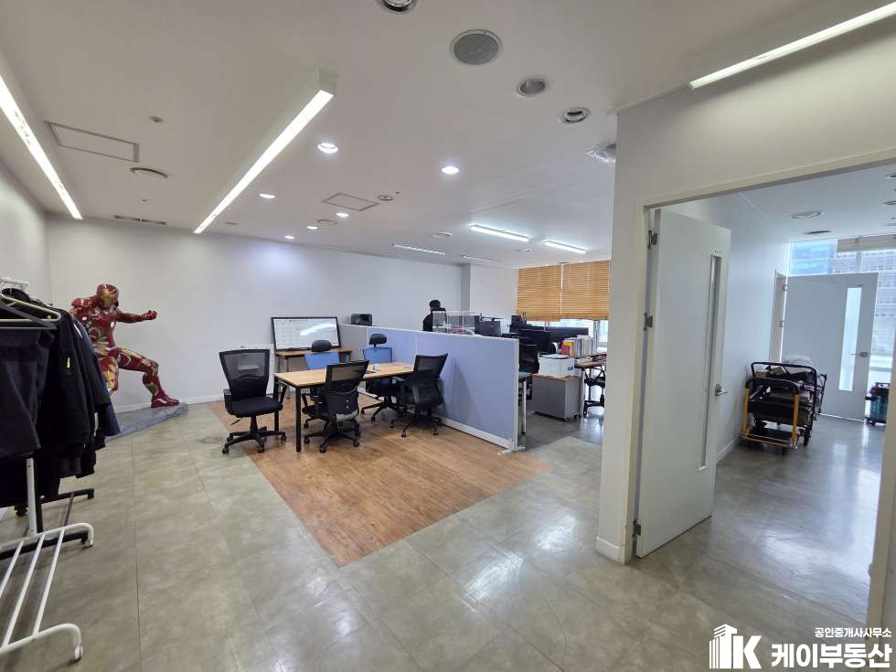 서울 영등포구 양평동3가 46 이앤씨드림타워 / 12층 / 확장45평 월세 매물번호 11588 사진 3