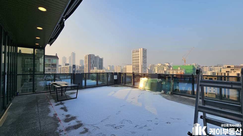 서울 영등포구 양평동1가 13-8 LEE TOWER (양평동1가 13-8) / 8층 / 40평 월세 매물번호 10566 사진 12