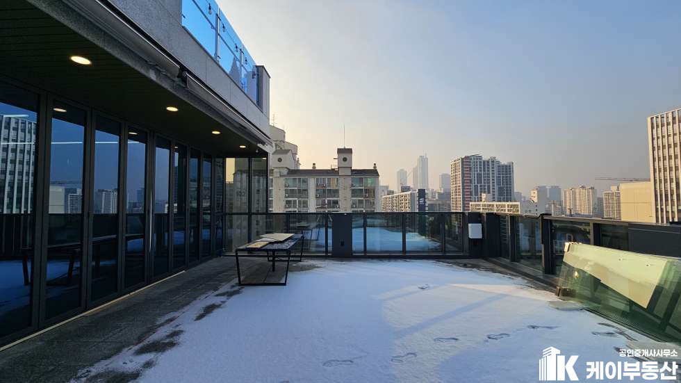 서울 영등포구 양평동1가 13-8 LEE TOWER (양평동1가 13-8) / 8층 / 40평 월세 매물번호 10566 사진 13