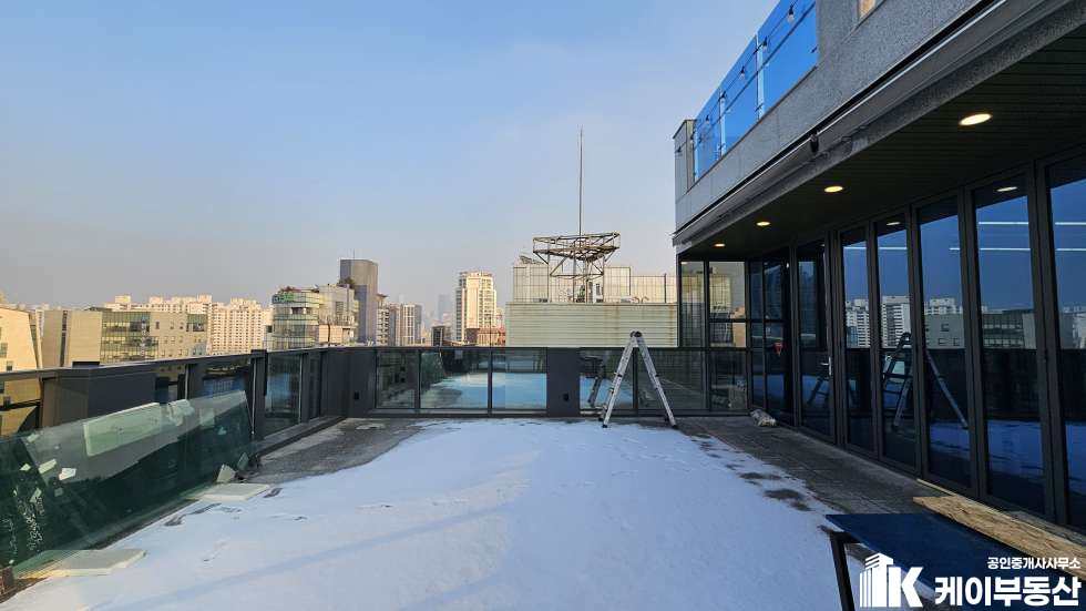 서울 영등포구 양평동1가 13-8 LEE TOWER (양평동1가 13-8) / 8층 / 40평 월세 매물번호 10566 사진 17