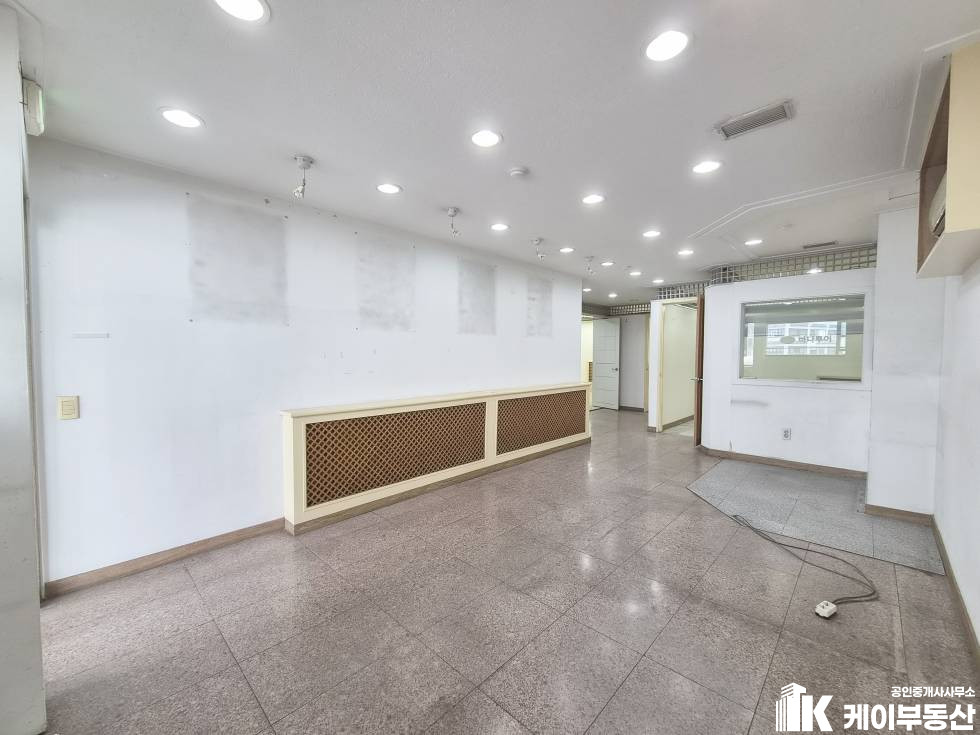 서울 영등포구 영등포동3가 6 이상구신경과의원 건물(영등포동3가6) / 3층 / 30평 월세 매물번호 12053 사진 2