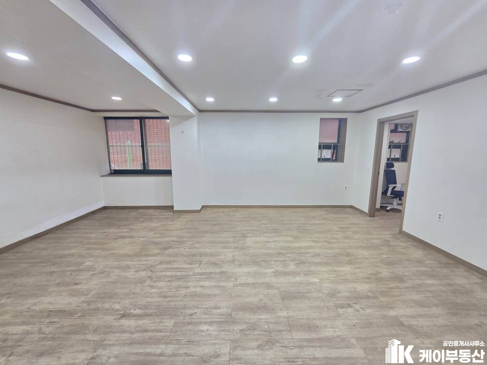 서울 영등포구 당산동3가 396-20 당산랜드빌 (당산동3가 396-20) / 1층 / 12평 월세 매물번호 12071 사진 3
