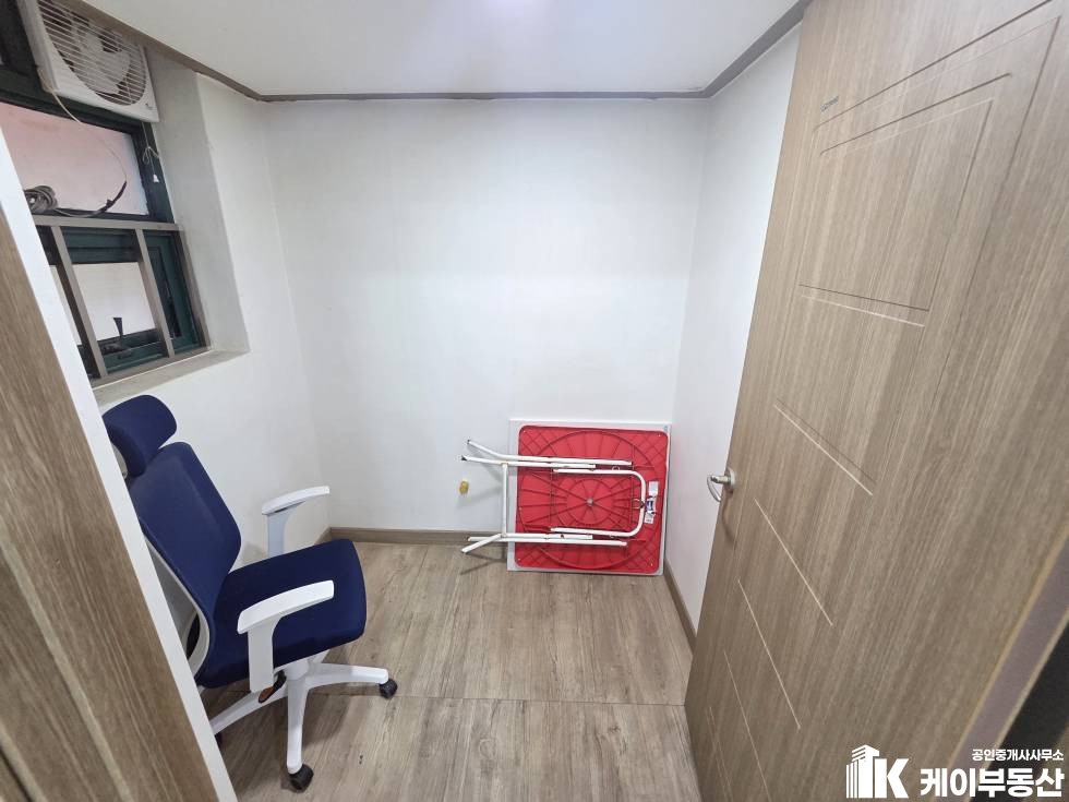 서울 영등포구 당산동3가 396-20 당산랜드빌 (당산동3가 396-20) / 1층 / 12평 월세 매물번호 12071 사진 8