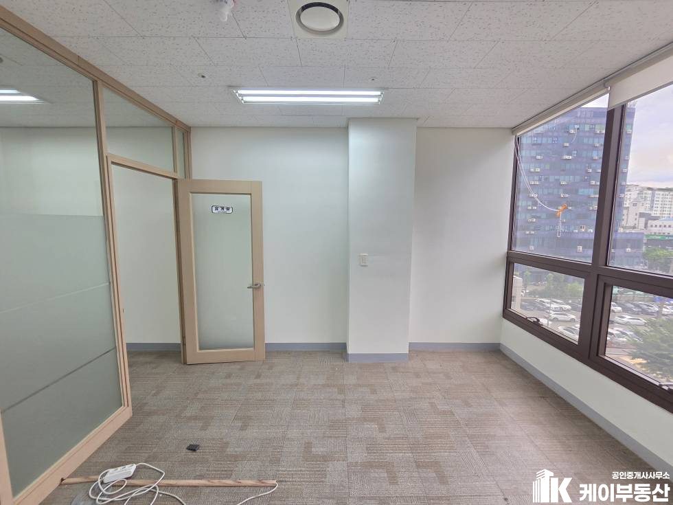 서울 영등포구 문래동5가 10 하우스디비즈동 하우스디비즈(문래동5가 10) / 5층 / 15평 월세 매물번호 11159 사진 14