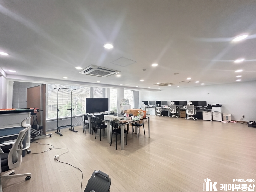 서울 마포구 동교동 203-9 한경헌디자인빌딩 (동교동 203-9) / 2층 / 48평 월세 매물번호 12166 사진 7