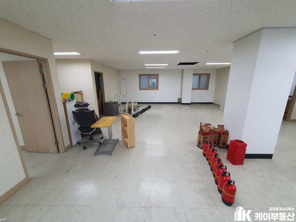 서울 영등포구 문래동3가 고시원건물 (문래동3가 82-3) / 2층 / 56평 월세 매물번호 10162 사진 9