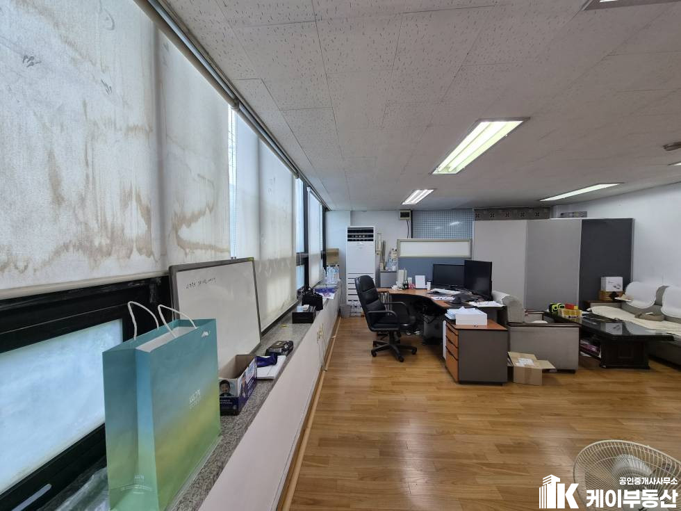 서울 영등포구 영등포동4가 117-4 영풍빌딩 (영등포동4가 117-4) / 2층 / 11평 월세 매물번호 12212 사진 1