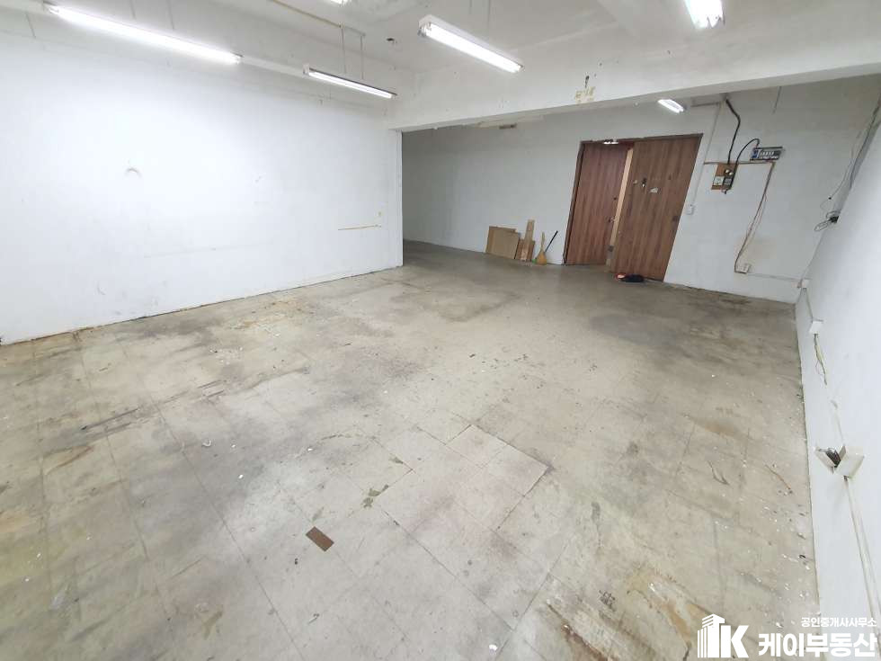 서울 영등포구 당산동2가 산경물산 (당산동2가 47-4) / 2층 / 24평 월세 매물번호 10130 사진 3
