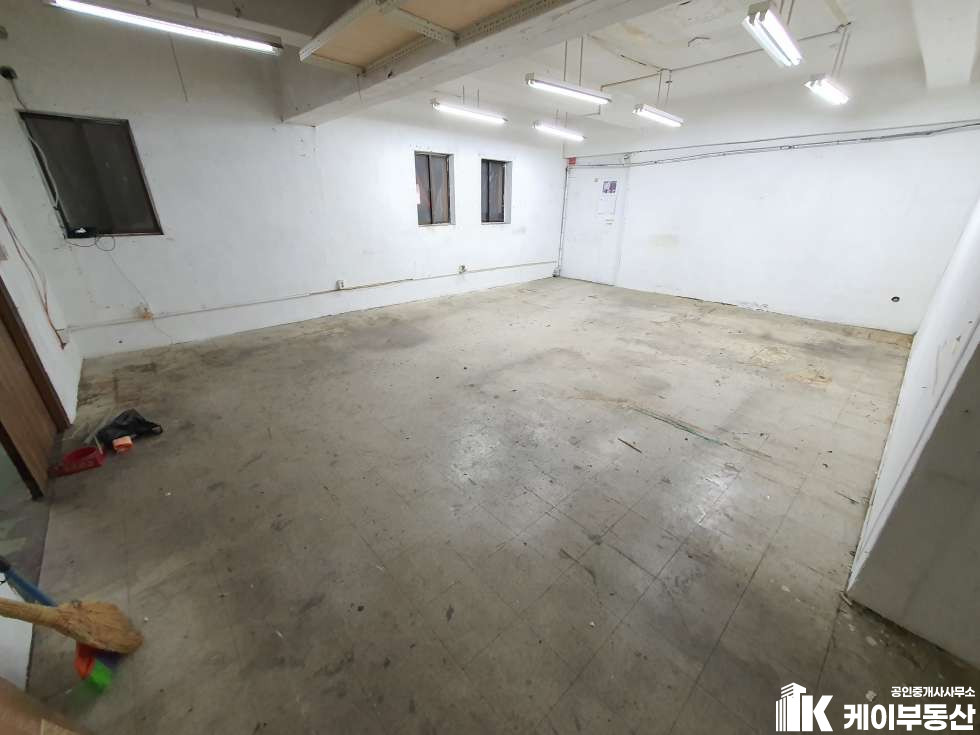 서울 영등포구 당산동2가 산경물산 (당산동2가 47-4) / 2층 / 24평 월세 매물번호 10130 사진 7