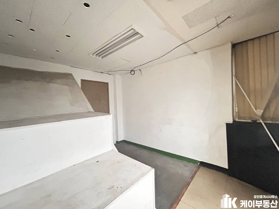 서울 영등포구 양평동4가 30 대웅빌딩 (양평동4가 30) / 8층 / 7평 월세 매물번호 12243 사진 9