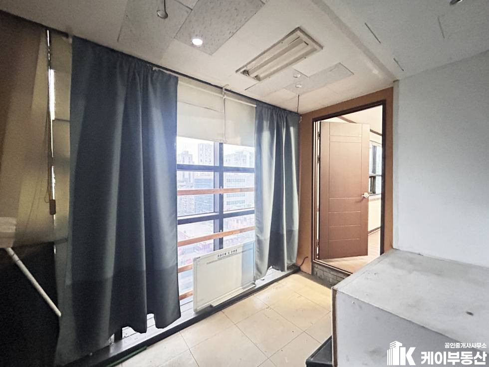서울 영등포구 양평동4가 30 대웅빌딩 (양평동4가 30) / 8층 / 7평 월세 매물번호 12243 사진 12