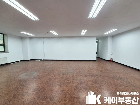 서울 영등포구 양평동4가 30 대웅빌딩 (양평동4가 30) / 3층 / 24평 월세 매물번호 12244 사진 4