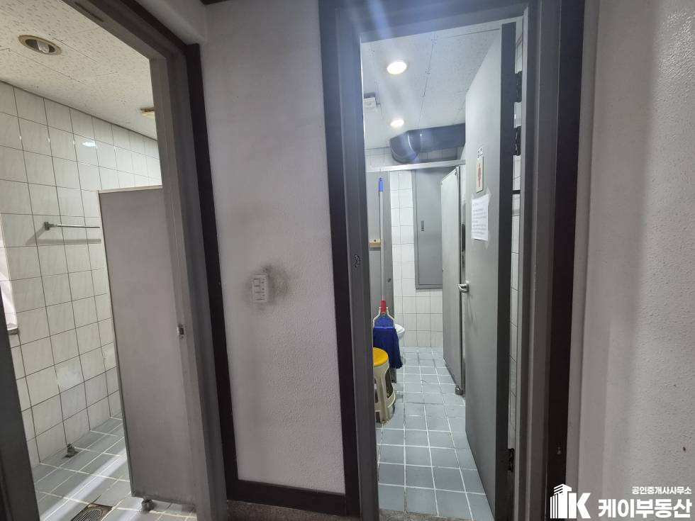 서울 영등포구 영등포동6가 68-5 경암빌딩(영등포동6가 68-5) / 2층 / 58평 월세 매물번호 12088 사진 2