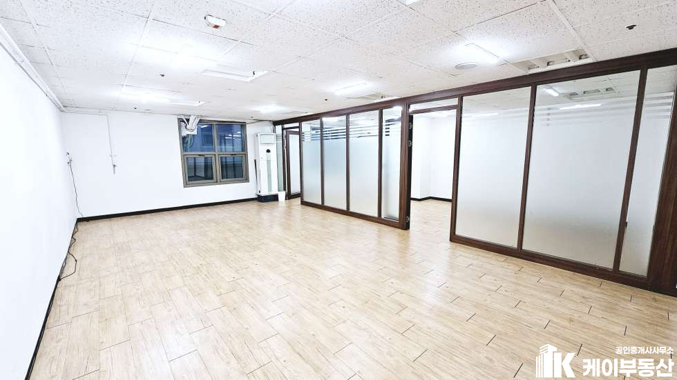 서울 영등포구 당산동2가 대우아파트상가 (당산동2가 16-1) / 2층 / 27평 월세 매물번호 10628 사진 2