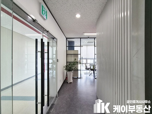 서울 영등포구 영등포동8가 92 KNK디지털타워(영등포동8가 92) / 16층 / 53평 월세 매물번호 12300 사진 1