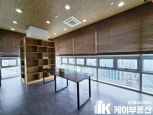서울 영등포구 영등포동8가 92 KNK디지털타워(영등포동8가 92) / 16층 / 53평 월세 매물번호 12300 사진 2