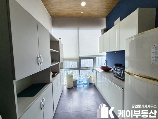 서울 영등포구 영등포동8가 92 KNK디지털타워(영등포동8가 92) / 16층 / 53평 월세 매물번호 12300 사진 10