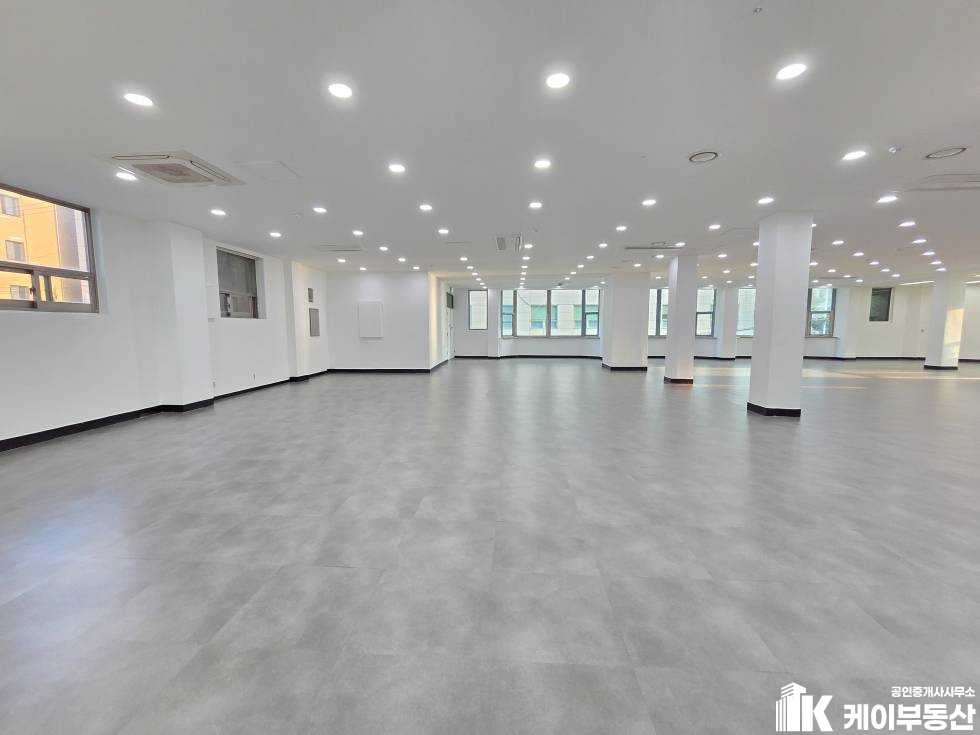 서울 영등포구 영등포동4가 82 송호빌딩 (영등포동4가 82) / 2층 / 137평 월세 매물번호 12116 사진 14