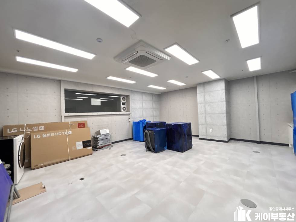 서울 영등포구 당산동4가 80 당산SKV1 센터 (당산동4가 80) / 지하1층 / 33평 월세 매물번호 12309 사진 10