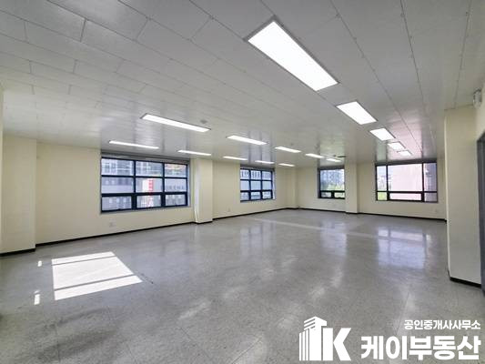 서울 영등포구 당산동1가 256-58 대일빌딩(당산동1가 256-58) / 4층 / 25평 월세 매물번호 12337 사진 2