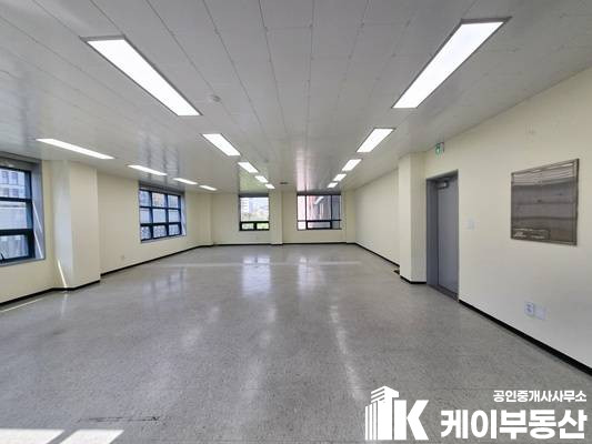 서울 영등포구 당산동1가 256-58 대일빌딩(당산동1가 256-58) / 4층 / 25평 월세 매물번호 12337 사진 3