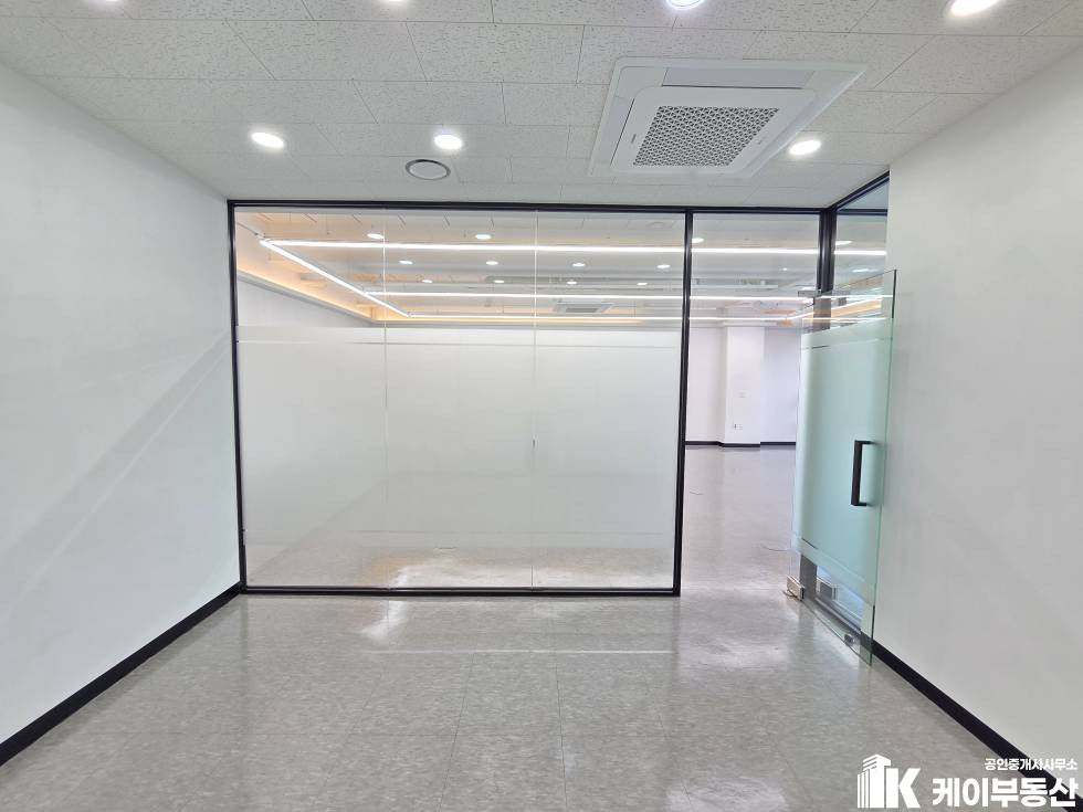 서울 영등포구 당산동1가 459 생각공장 당산 (당산동1가 459) / 4층 / 28평 월세 매물번호 12339 사진 15