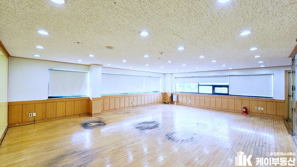 서울 영등포구 당산동3가 레드빌딩 (당산동3가 388-1) / 5층 / 18평 월세 매물번호 10863 사진 1