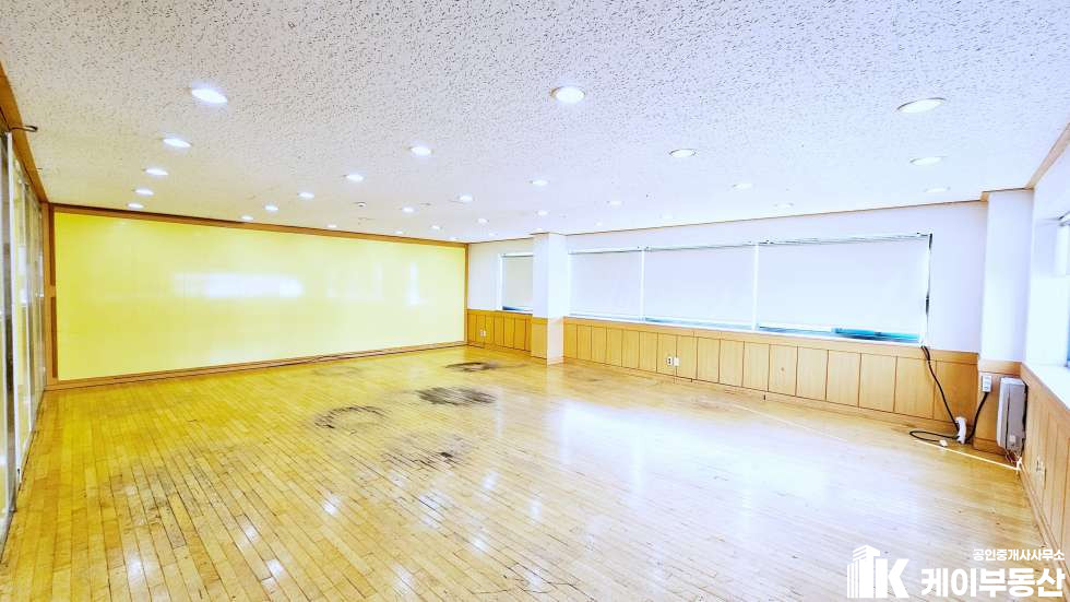 서울 영등포구 당산동3가 레드빌딩 (당산동3가 388-1) / 5층 / 18평 월세 매물번호 10863 사진 2