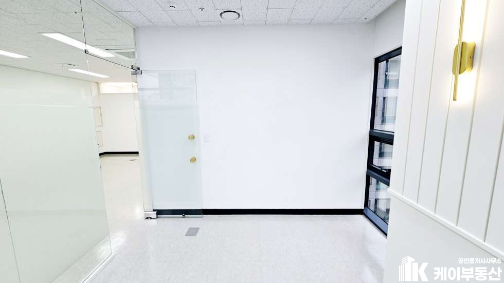 서울 영등포구 양평동2가 40-9 영등포C-TOWER (양평동2가 40-9) / 8층 / 확장23평 월세 매물번호 11034 사진 17