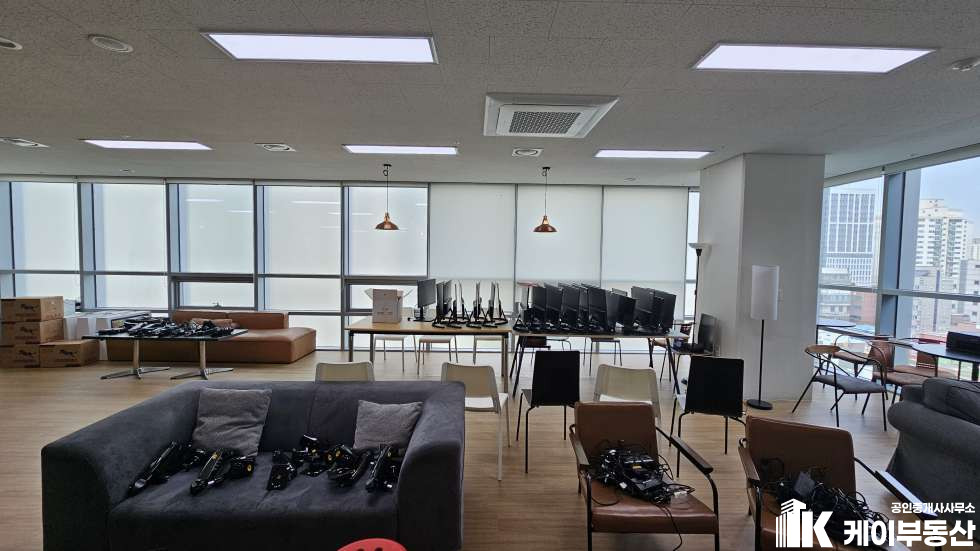 서울 영등포구 당산동1가 당산생각공장 (당산동1가 459) / 7층 / 확장50평 월세 매물번호 10885 사진 8