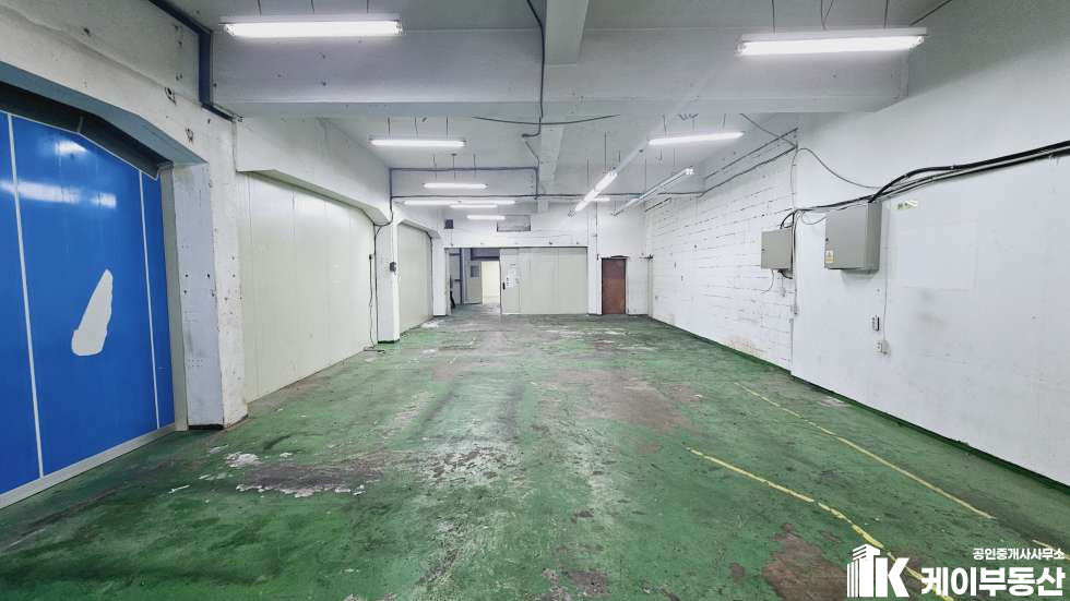 서울 영등포구 당산동2가 산경물산 / 1층 / 190평 / 공장.창고 / 상하차용이 월세 매물번호 10881 사진 16
