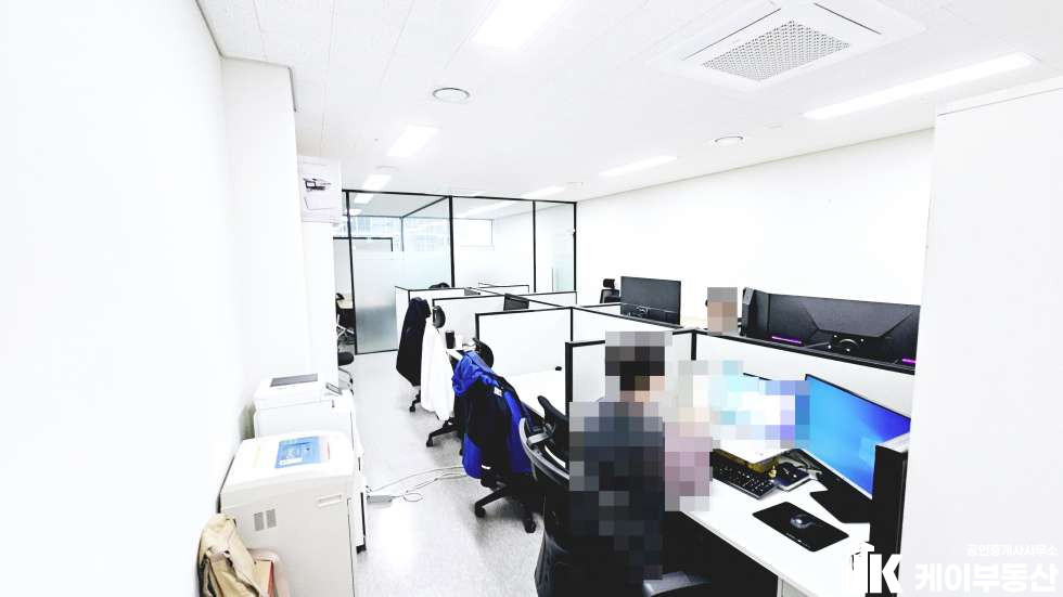 서울 영등포구 당산동1가 당산생각공장 (당산동1가 459) / 12층 / 23평 / 룸2개 / 탕비실 월세 매물번호 10630 사진 5