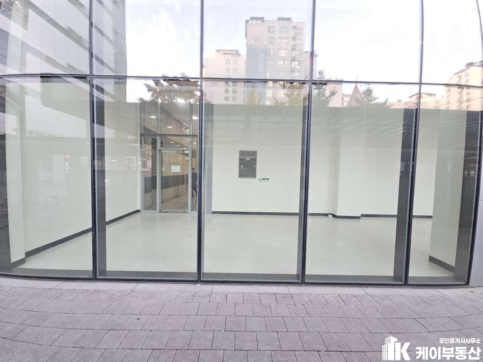 서울 영등포구 문래동6가 19 문래SKV1 (문래동6가 19) / 1층 / 20평 월세 매물번호 11328 사진 4