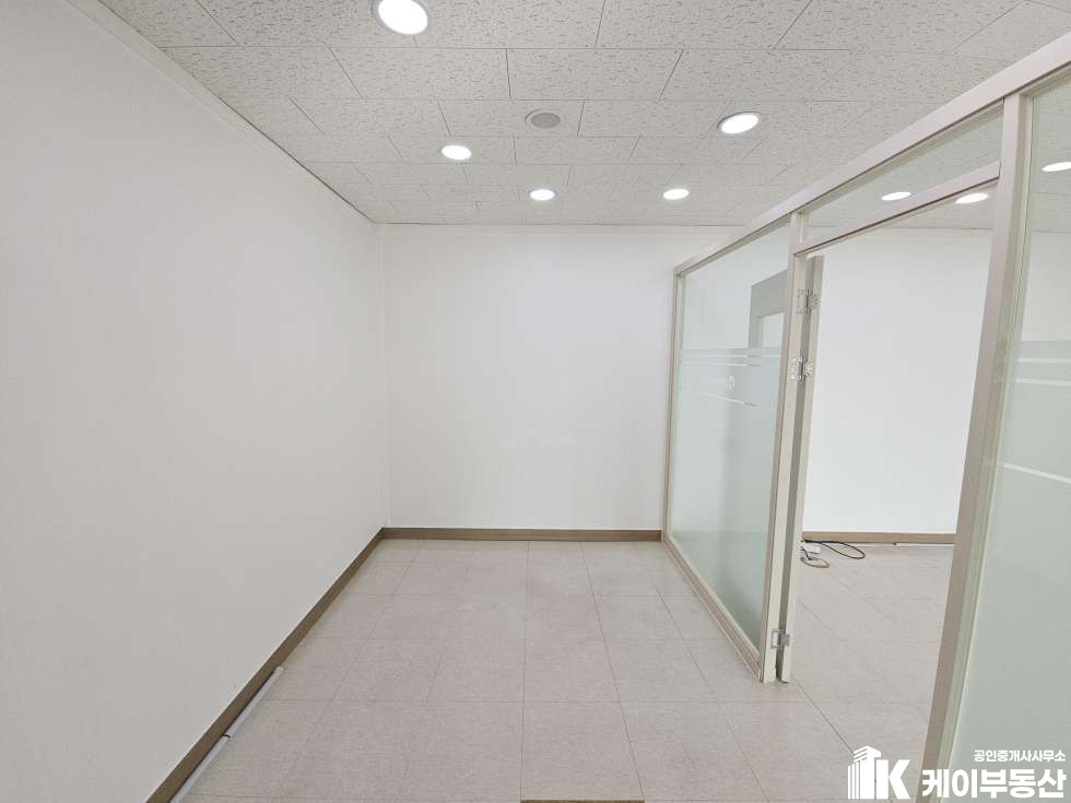 서울 영등포구 문래동3가 55-20 에이스하이테크시티1차 / 11층 / 22평 월세 매물번호 11444 사진 12